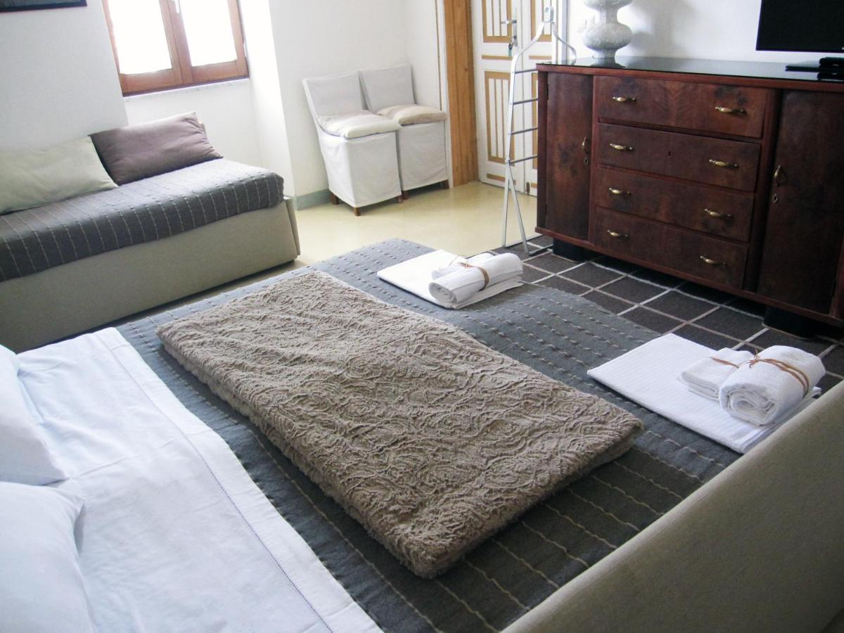 Deluxe Family Suite