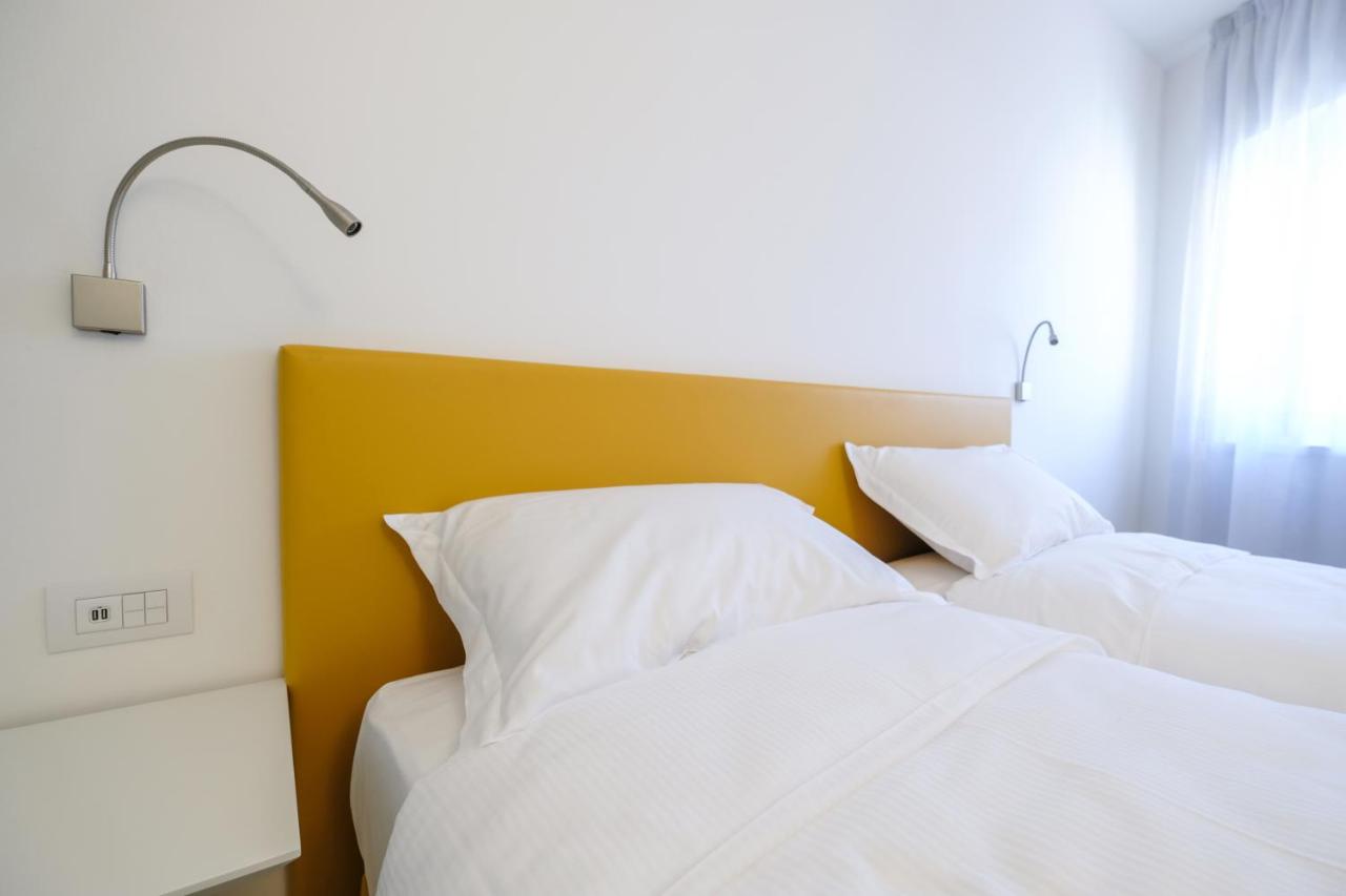 Apartamento de 1 dormitorio con vistas al lago