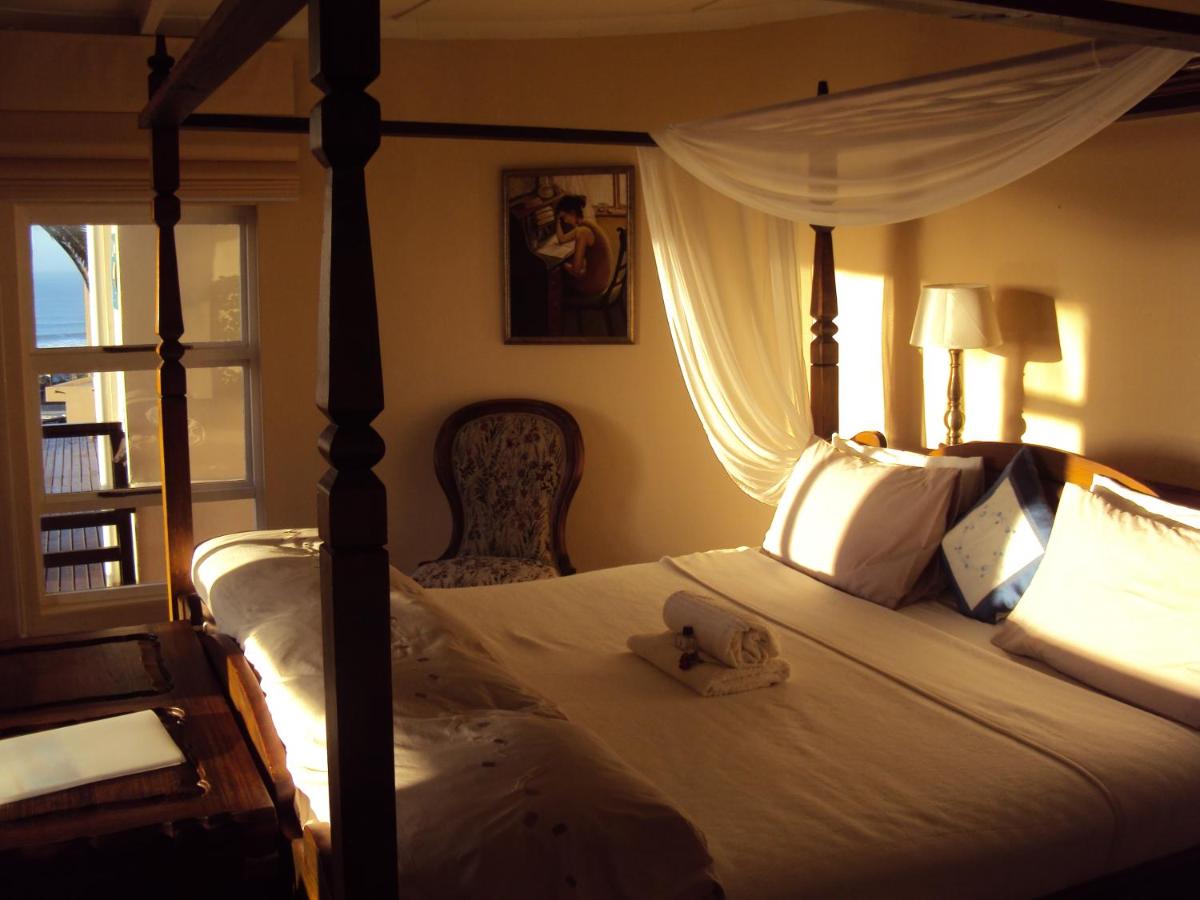 Double Room with Four Poster Bed