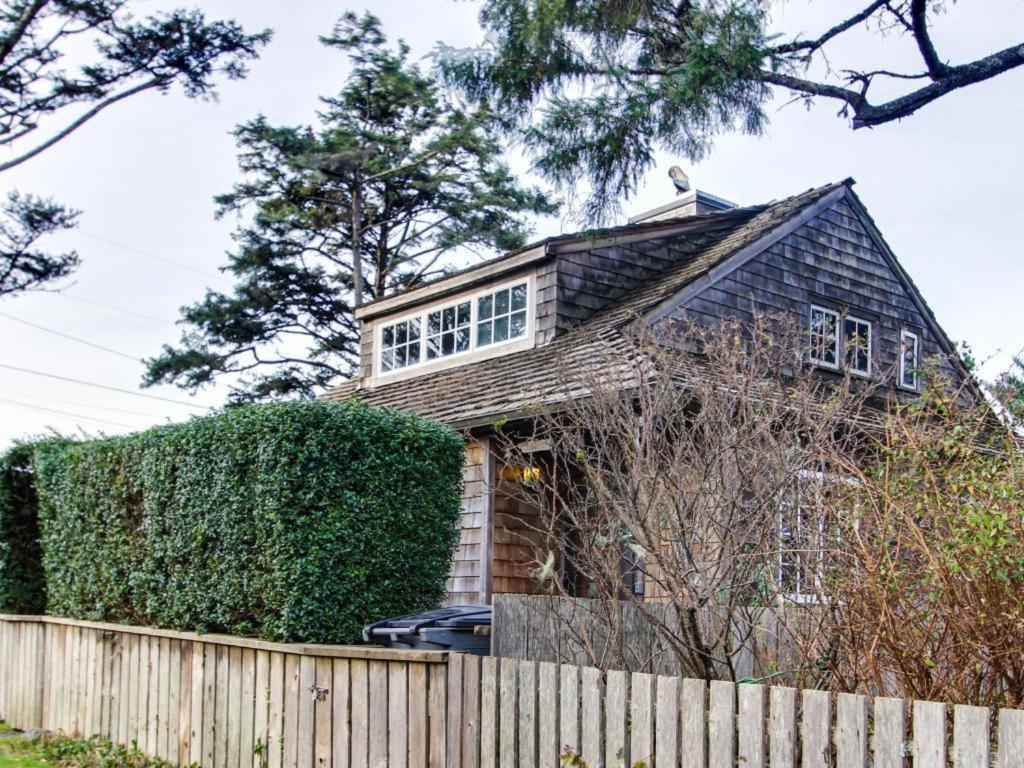 Historic Haystack Cabin - B&B Cannon Beach