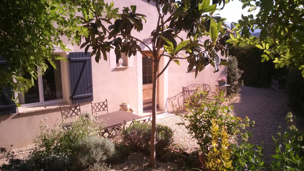 "Le Vent d'Étoile" B&B and Guesthouses - B&B