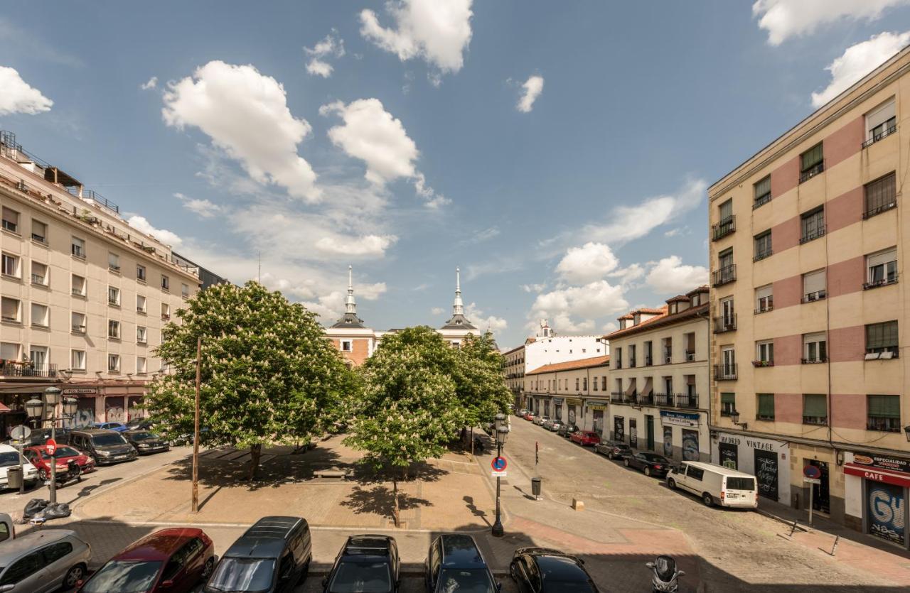 Apartamentos Madrid XXXIII - Alojamiento de Temporada - Chambres d'hôtes Madrid