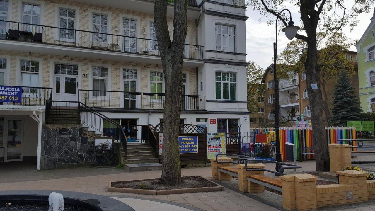Apartament Sto Metrów Od Morza - B&B