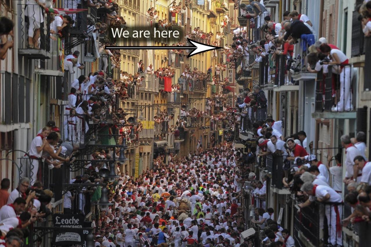 The Estafeta View Apartment - B&B Pamplona