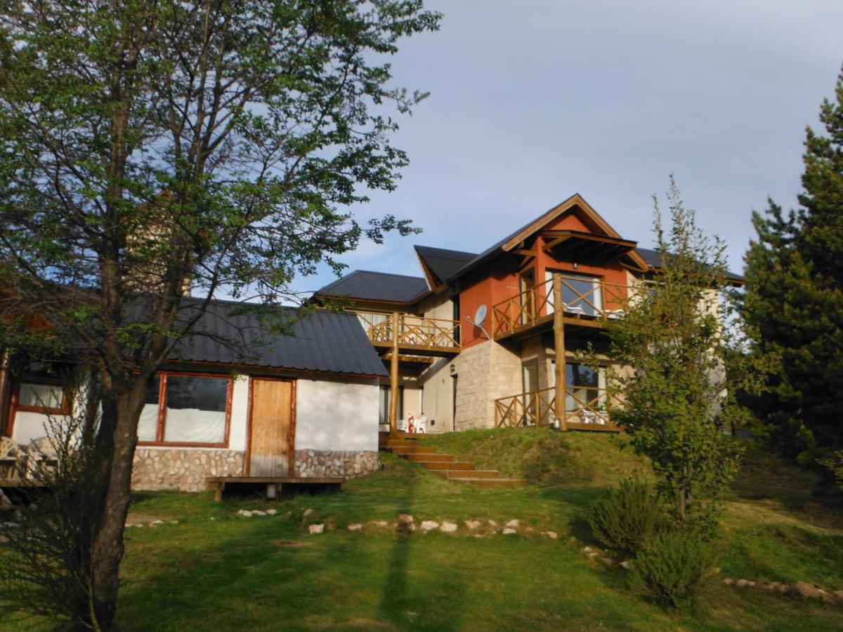 Miralagos Apart & Cabañas - Chambres d’hôtes Villa Pehuenia