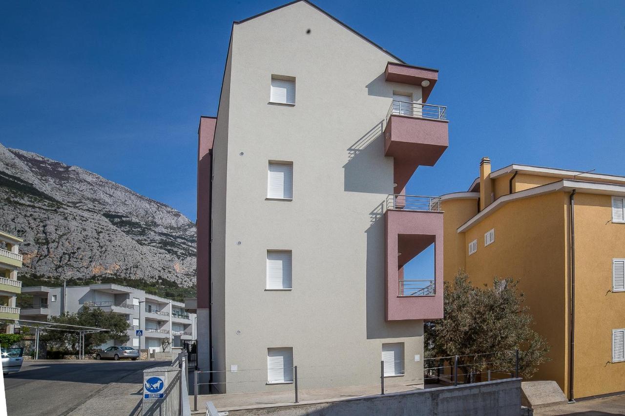Green Olive Apartments - B&B Macarsca
