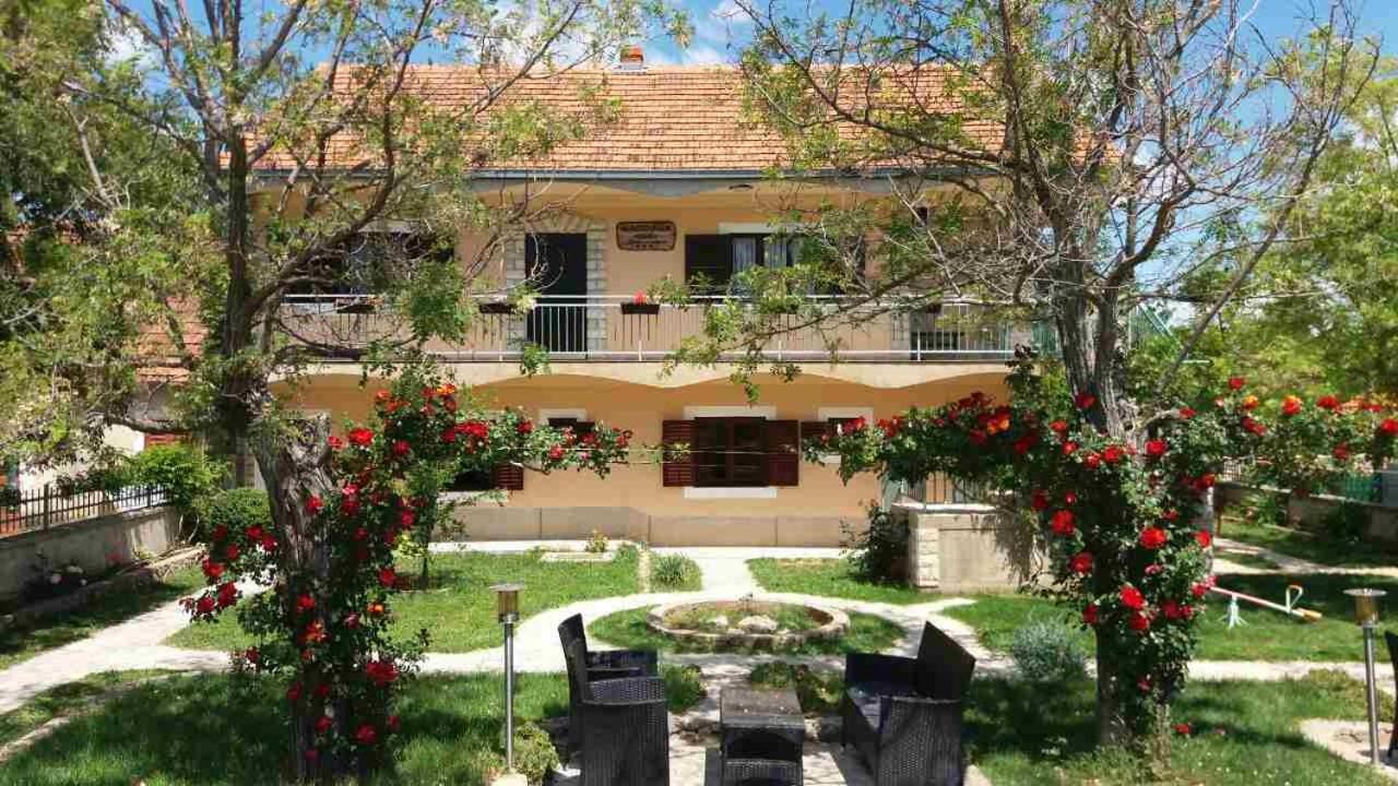 Agrotourism Galic Krka - B&B