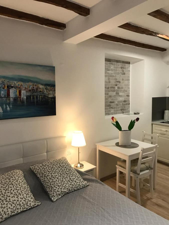 Chambre Double Deluxe avec Douche