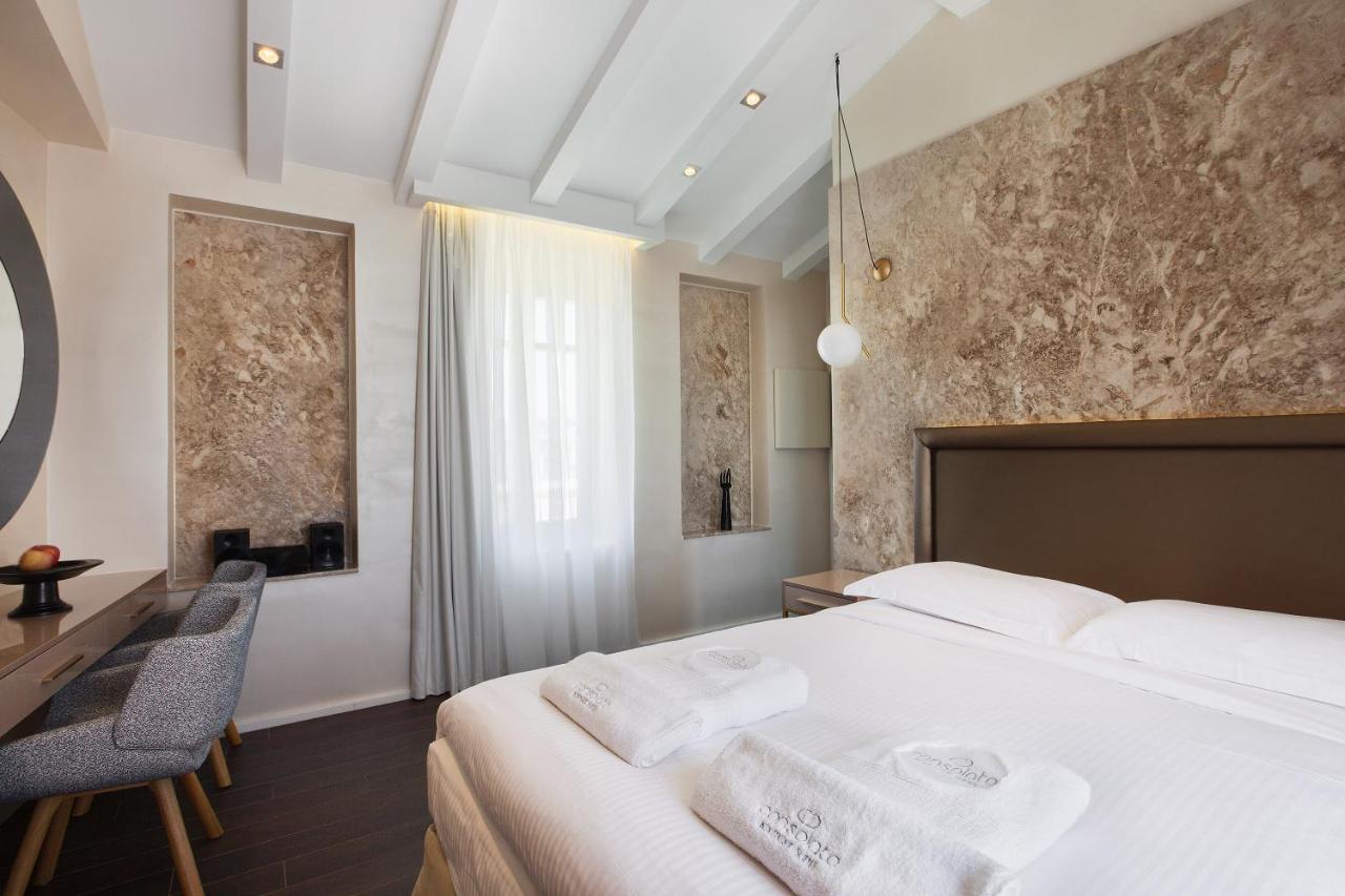 Junior Suite with Private Terrace and Panoramic View
