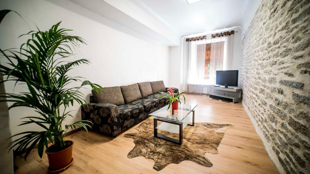 B&B Tallinn - Viru Old Town Apartment - Bed and Breakfast Tallinn