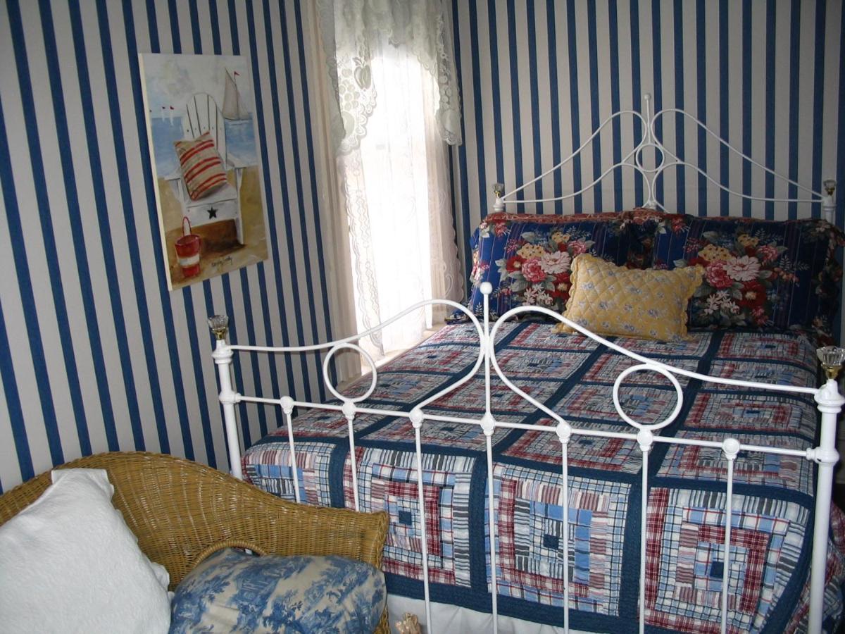 Chambre Double ou Lits Jumeaux avec Salle de Bains Privative