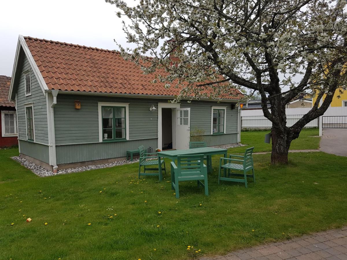 Doppel-/Zweibettzimmer mit Gemeinschaftsbad