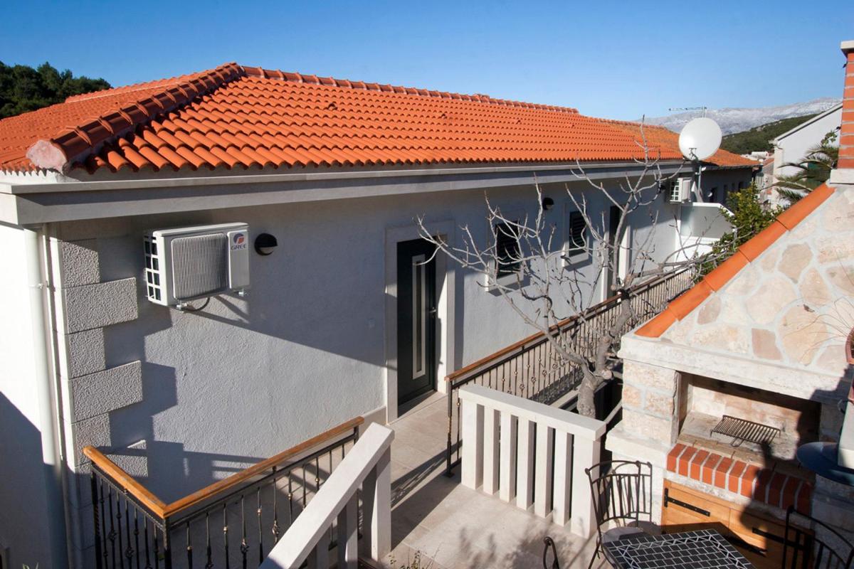 Appartamento con 1 Camera da Letto, Balcone e Vista Mare