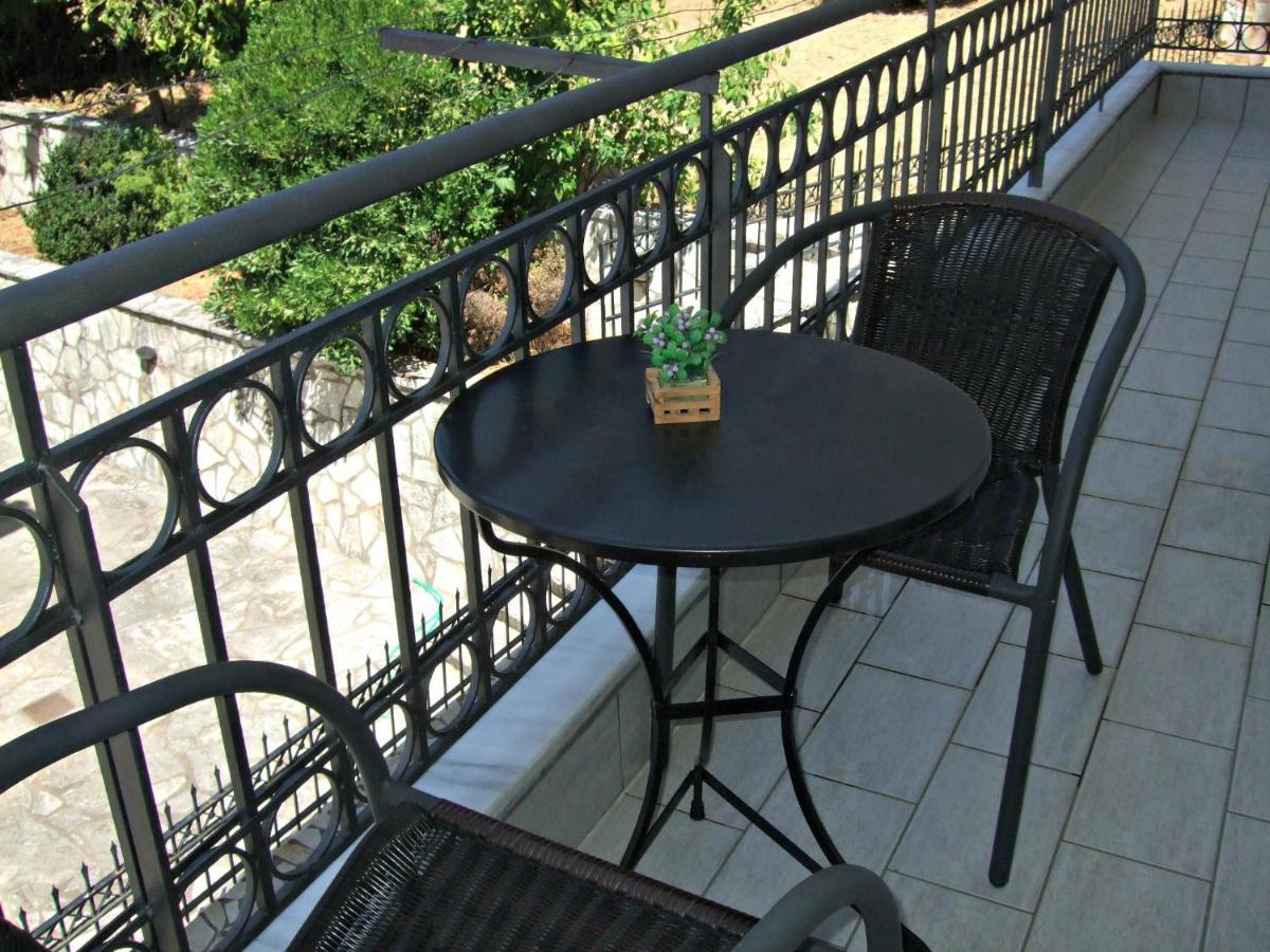 Doppelzimmer mit Balkon und Meerblick