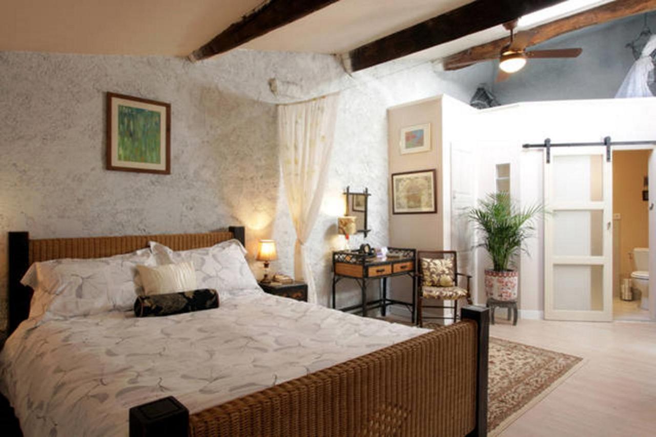 Deluxe Double Room with Bath