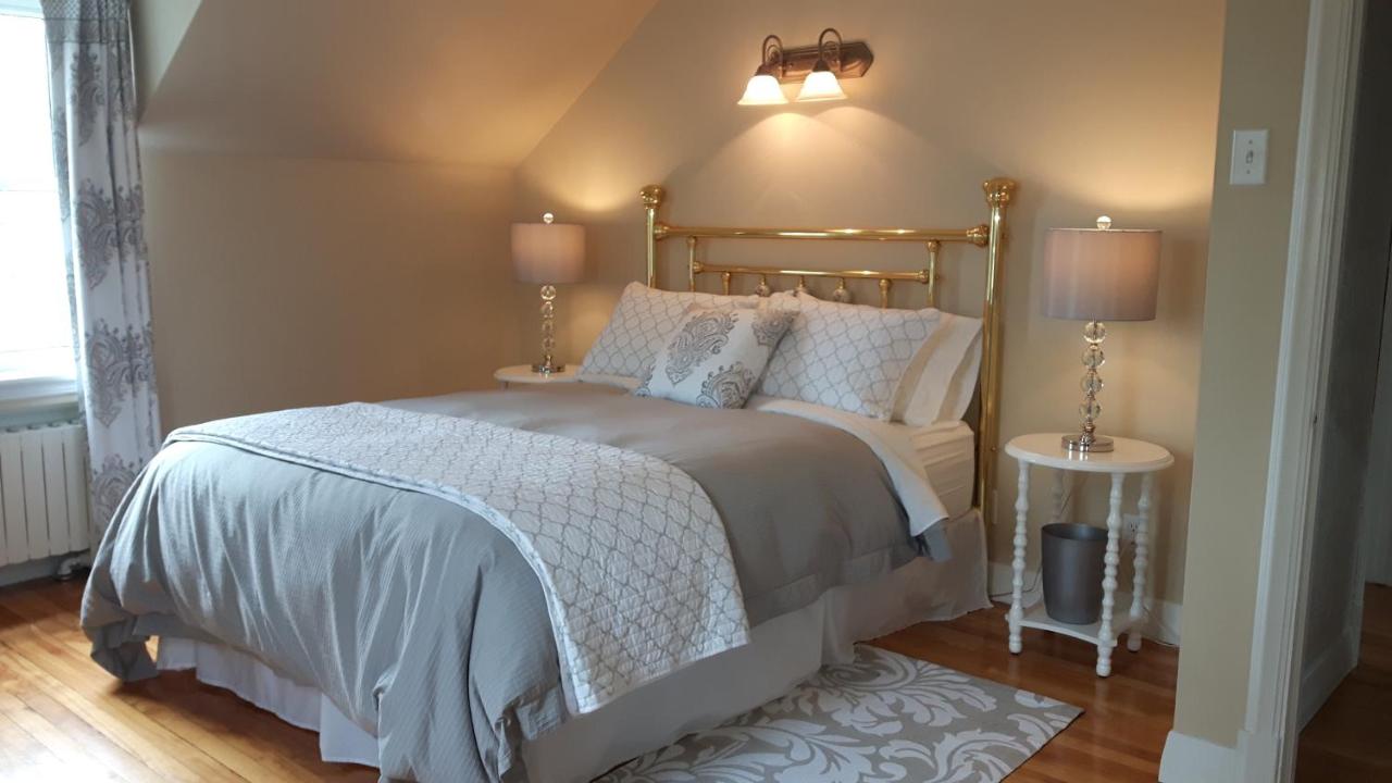Habitación con baño compartido - Cama grande