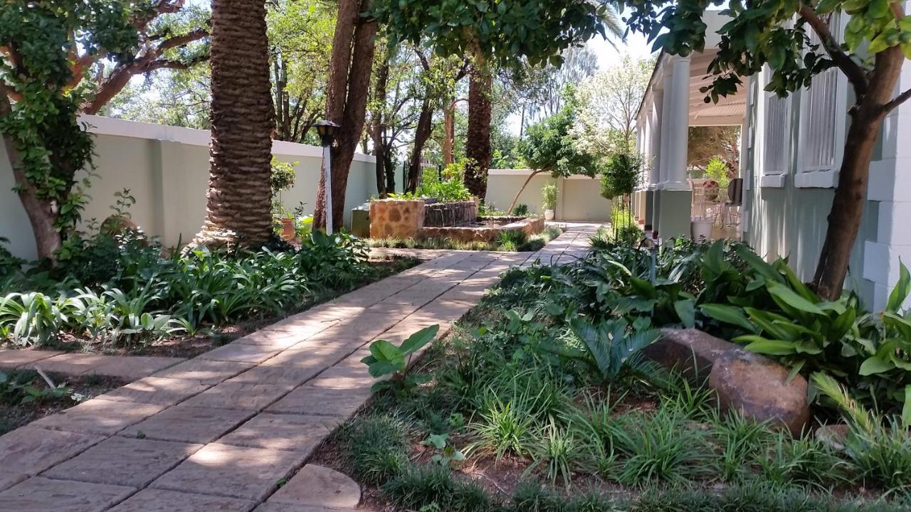 Bauhenia Guesthouse - B&B