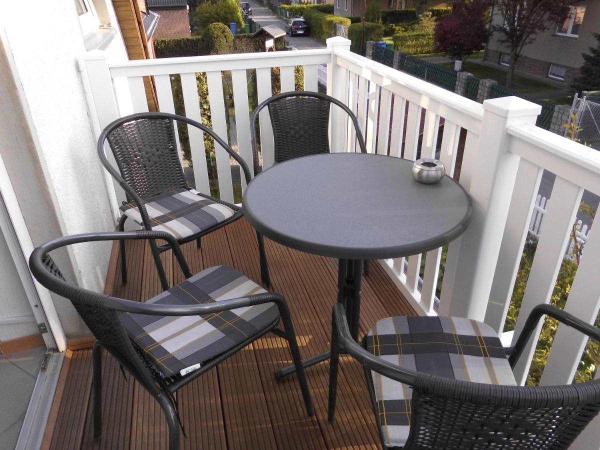 Ferienwohnung Blankenfelde mit Schallschutz und Parkplatz - B&B Blankenfelde