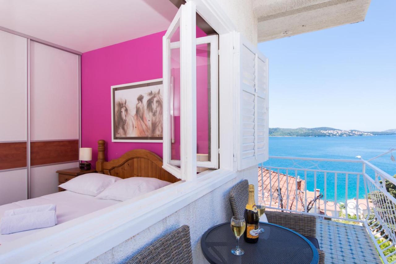Apartment Spira Puovica - Ferienwohnung Trogir