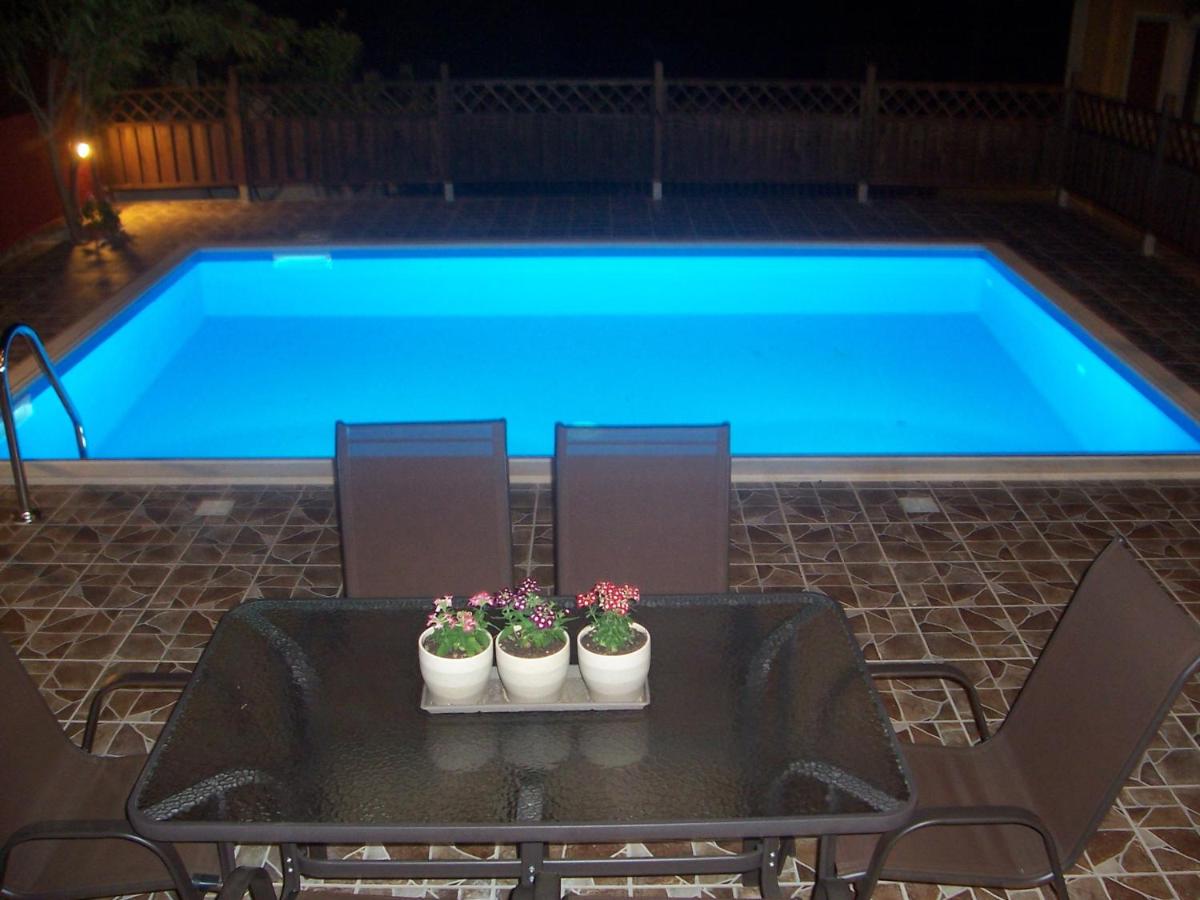 Villa Nefeli - B&B