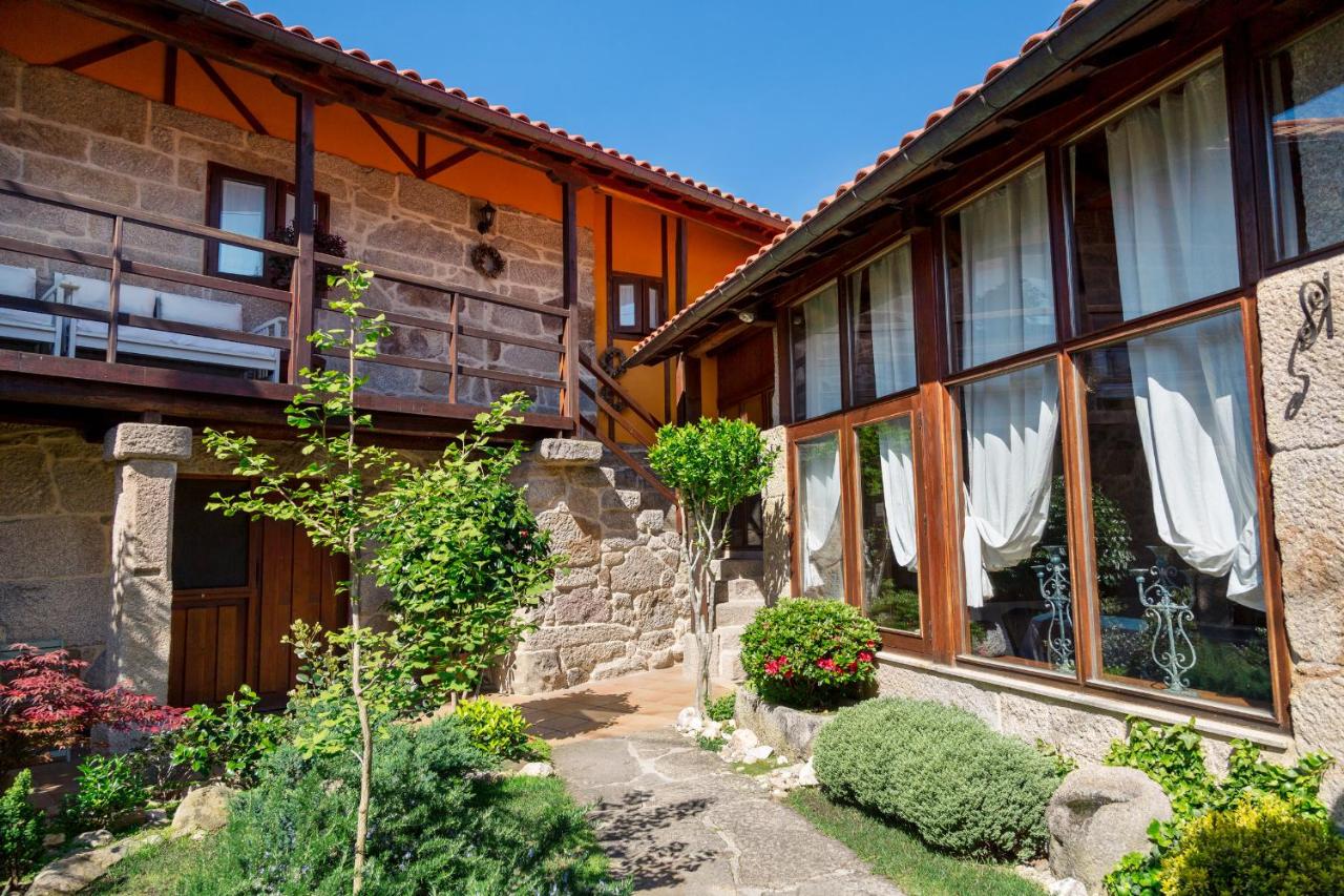 Casa de Turismo Rural Sabariz - B&B