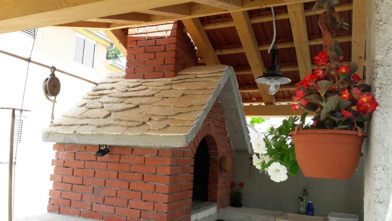 Apartments Trešnja - Ferienwohnung Podstrana