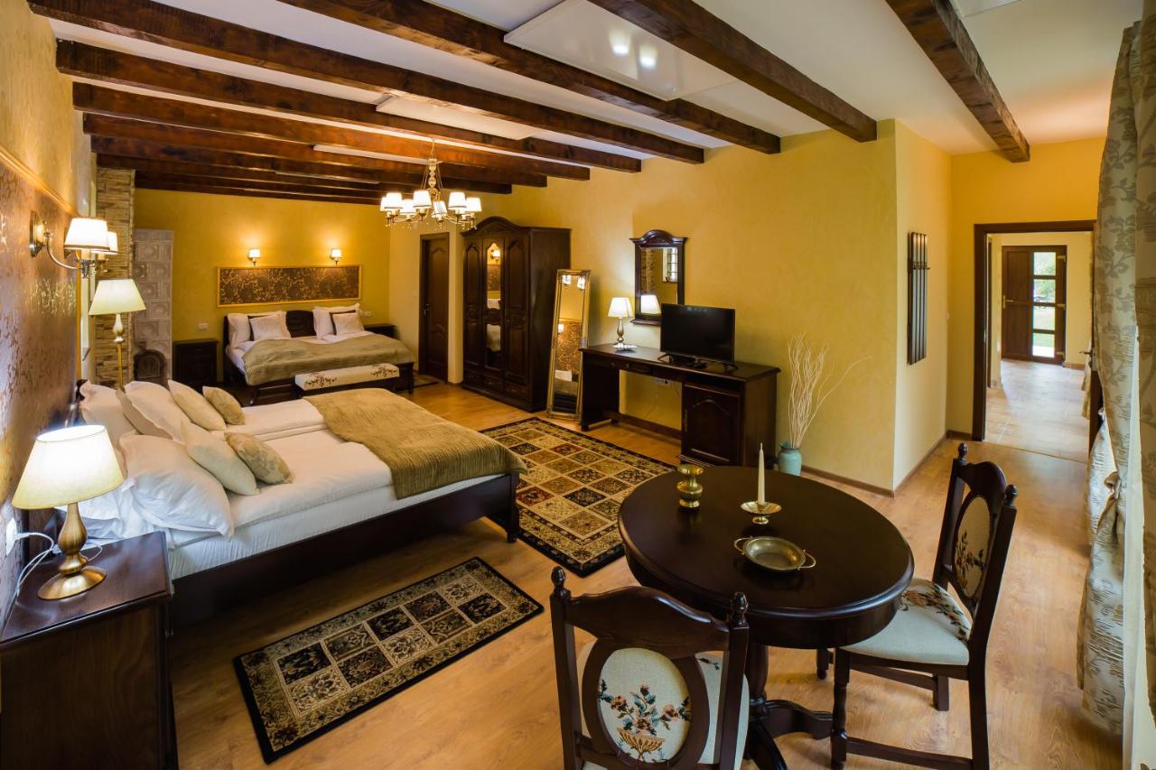 Deluxe Quadruple Room