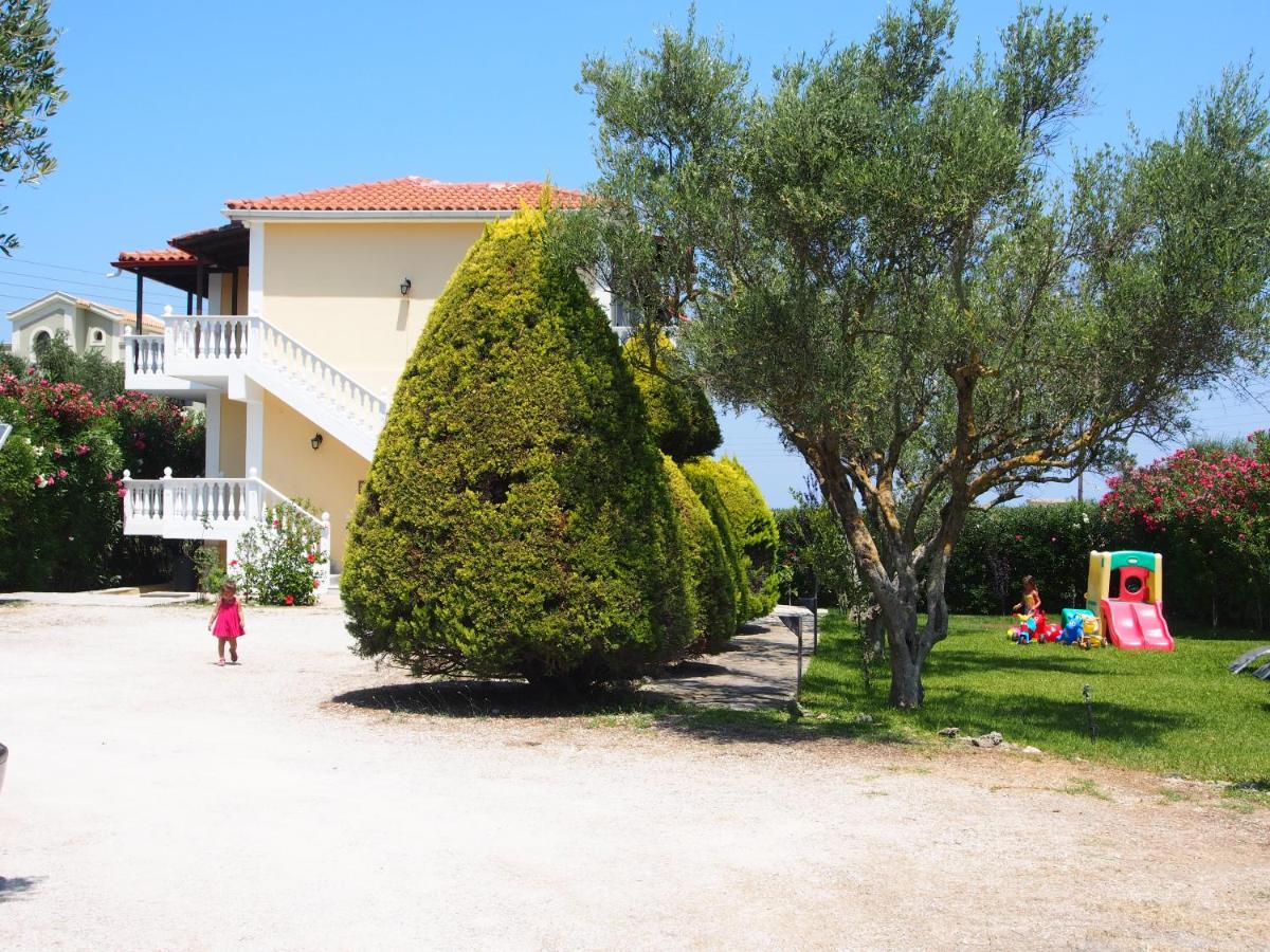 Monolocale con Letto Matrimoniale (2 Adulti)