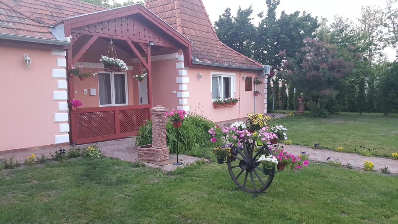 B&B Palić - Villa Sunset - Bed and Breakfast Palić