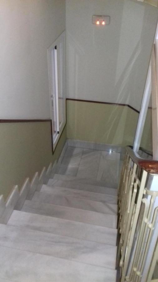Apartamentos Dali Madrid - Bed and Breakfast Madrid