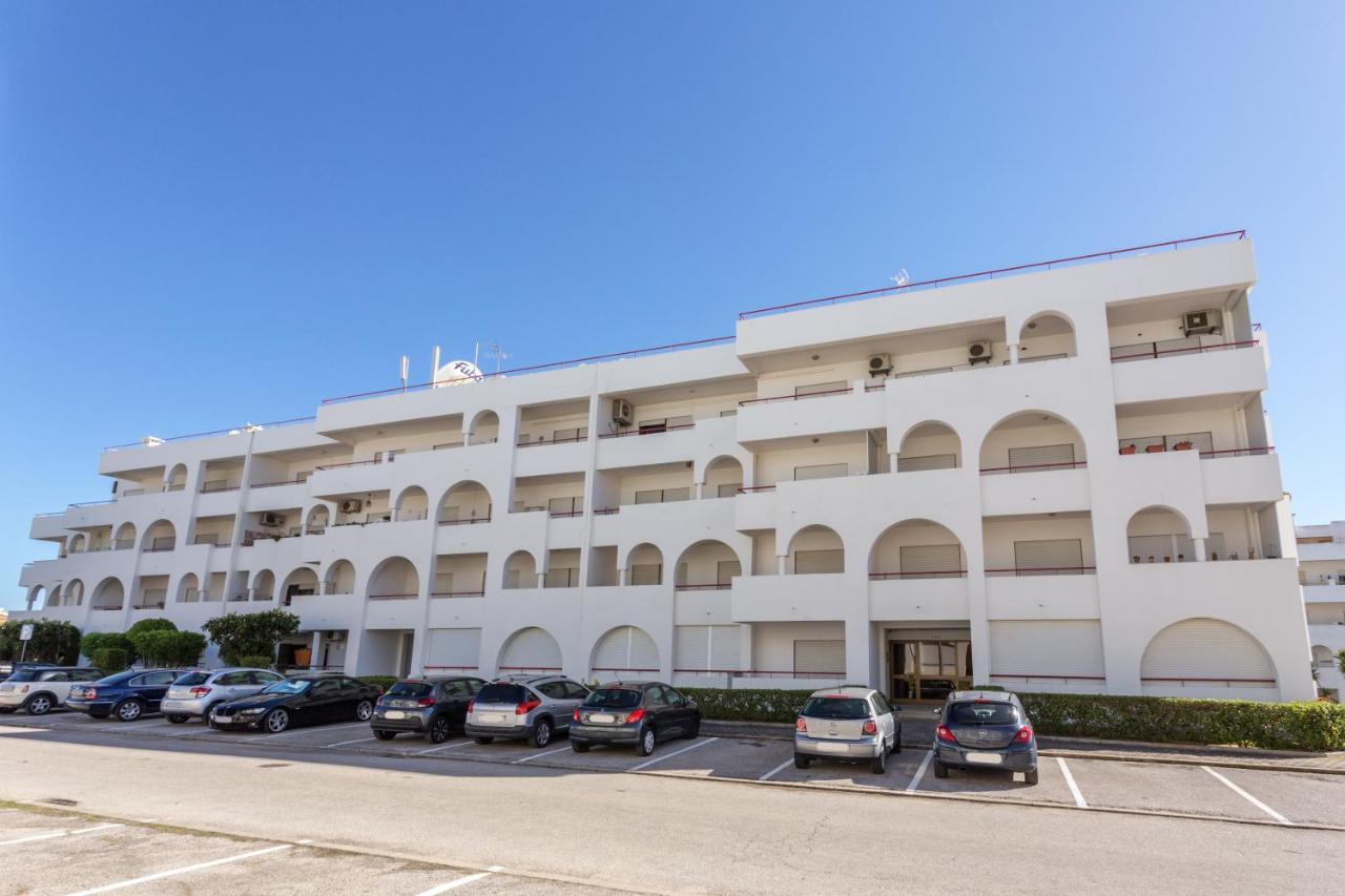 Andorinha 2 bedroom apart-close to the sea-Algarve - Chambres d'hôtes Porches