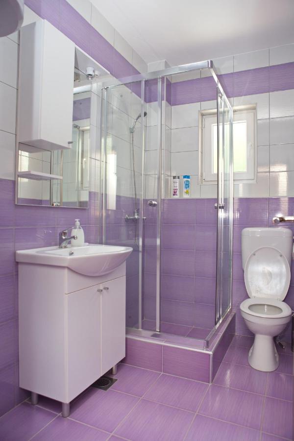 Chambre Quadruple avec Salle de Bains Privative Séparée