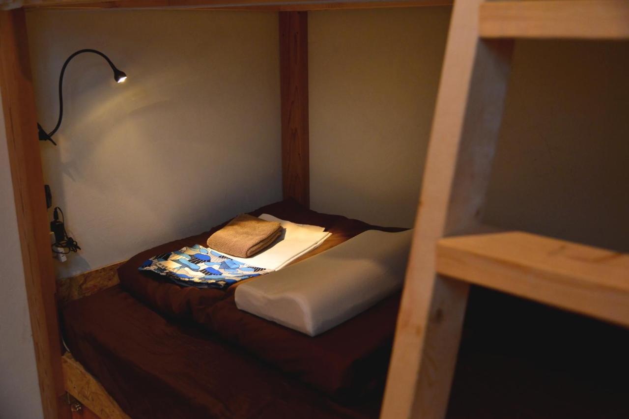 Bunk Bed in Mixed Dormitory Room