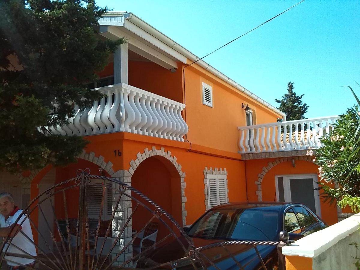 Apartments Batarilo - B&B Gornji Karin