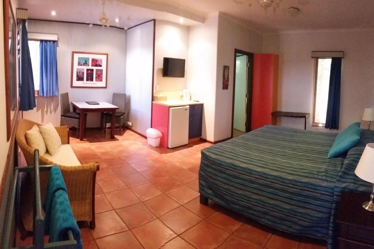 Deluxe Doppel-/Zweibettzimmer mit Balkon