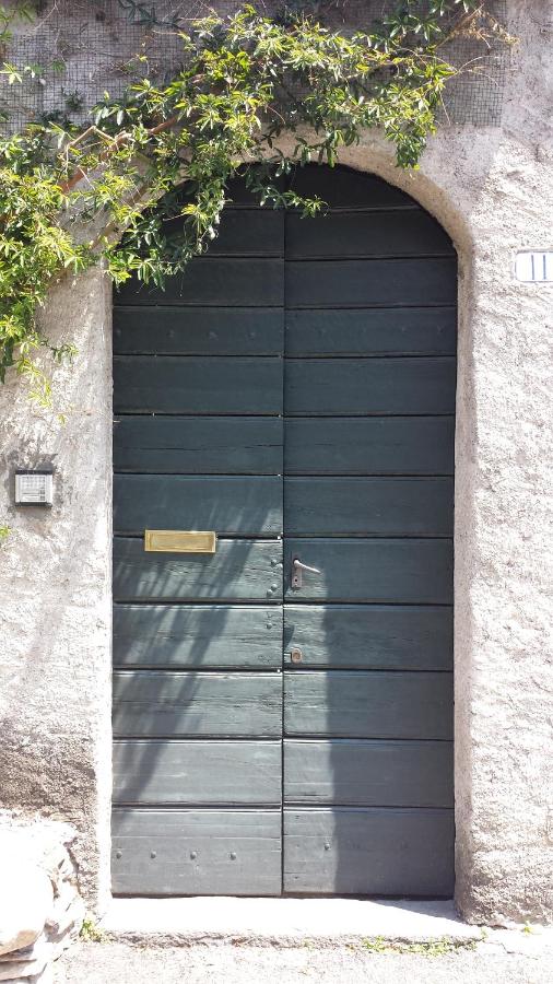 Il Vecchio Cortile - Chambres d’hôtes Mandello del Lario