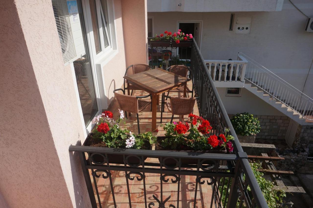 Apartment mit 1 Schlafzimmer, Balkon und Meerblick