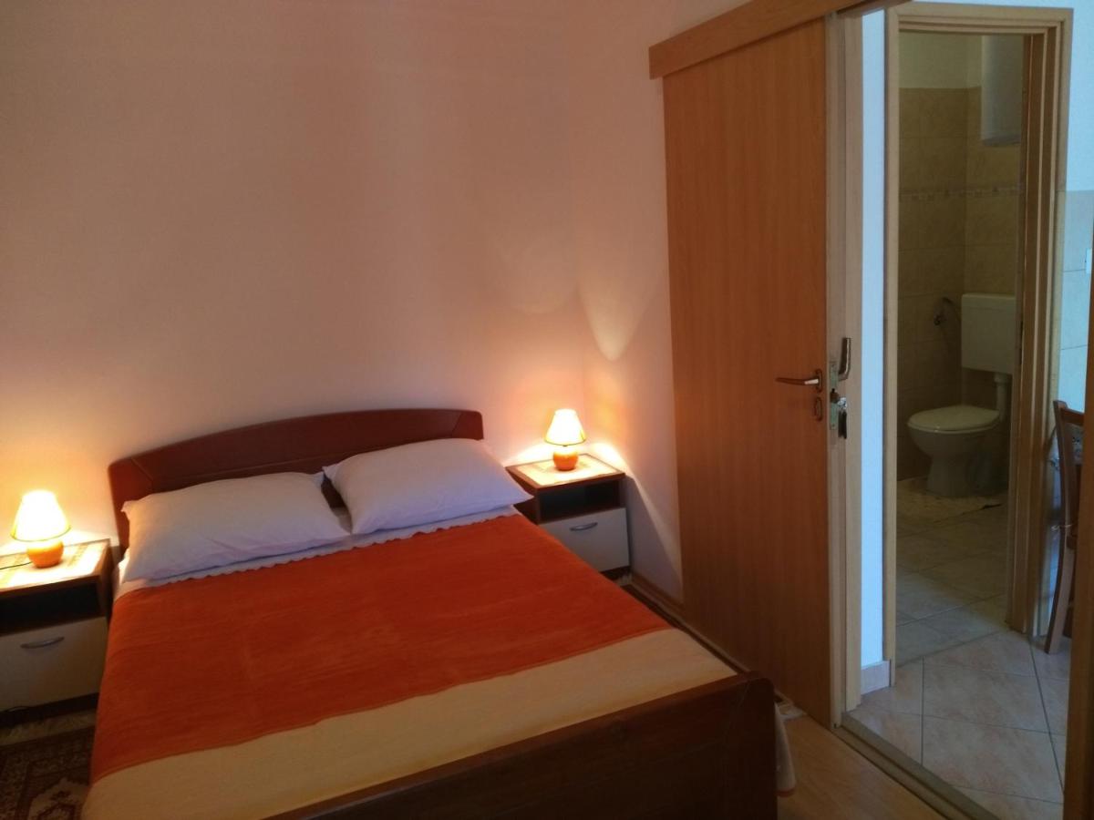 B&B Biograd na Moru - Apartment Cvita - Bed and Breakfast Biograd na Moru