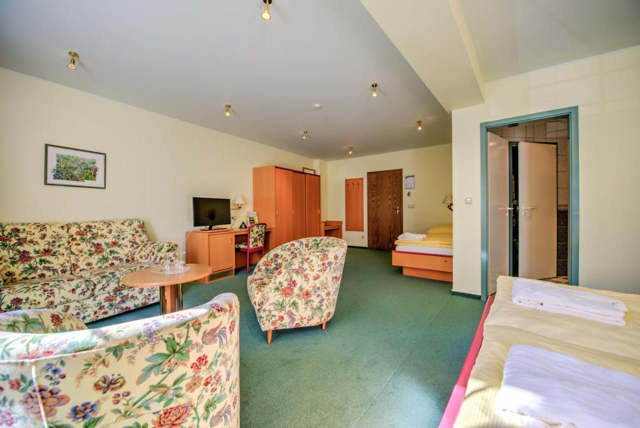 Dvoulůžkový pokoj s manželskou postelí