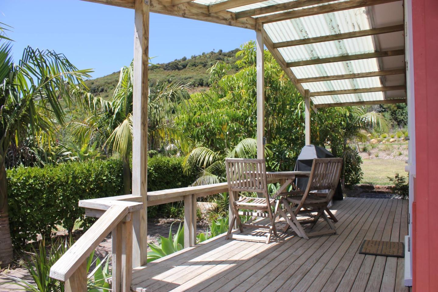 Hot Water Beach Surf Sounds Cottage 2