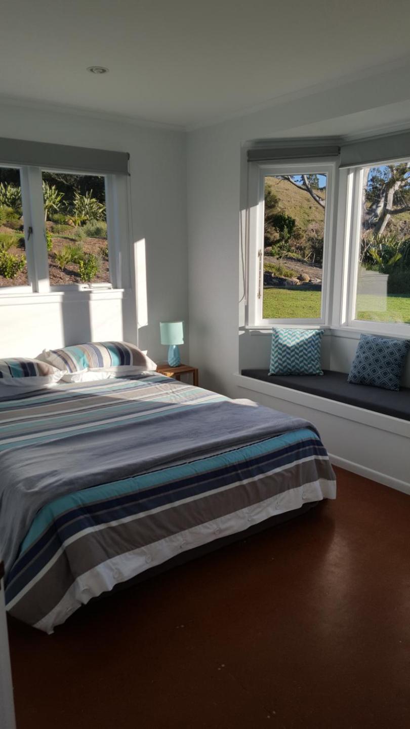 Hot Water Beach Surf Sounds Cottage 5