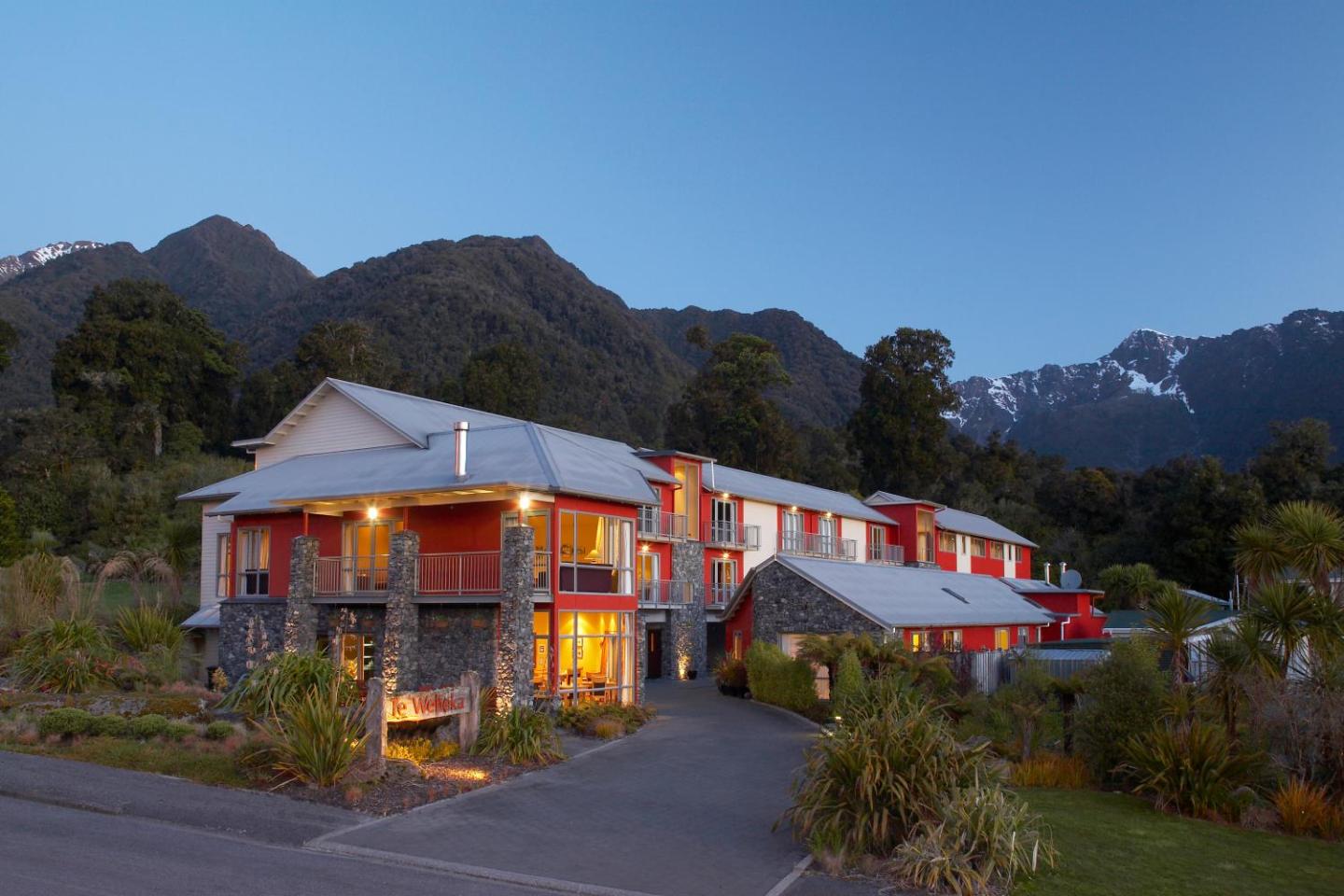 Te Weheka Boutique Hotel 1