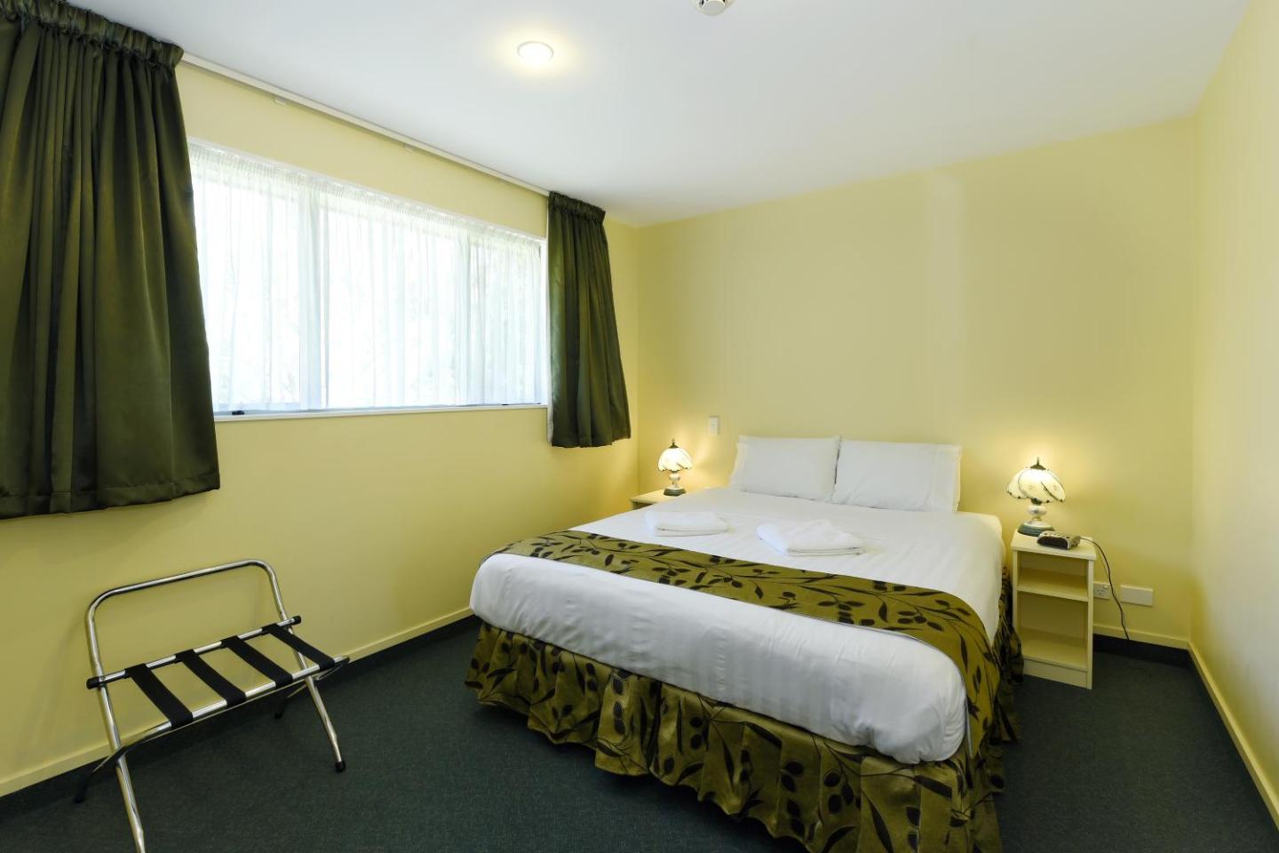 Abelia Motor Lodge 4