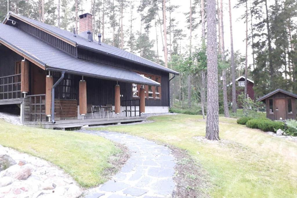Villa Tammio-luxury With Private Beach/hot Tub 4