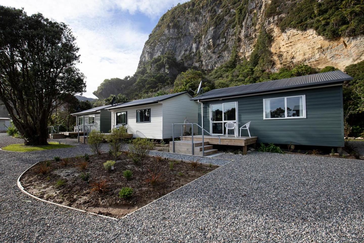Punakaiki Beachfront Motels 5