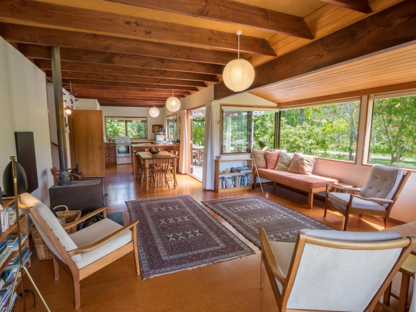 Secret Garden Lodge - Marahau Holiday Home 4