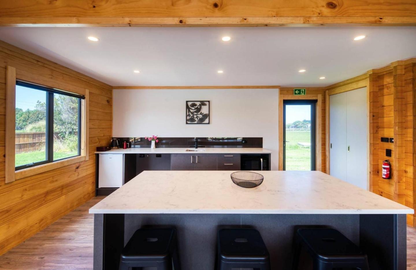 Deerbrooke Kaikōura Chalets Unit 2 4