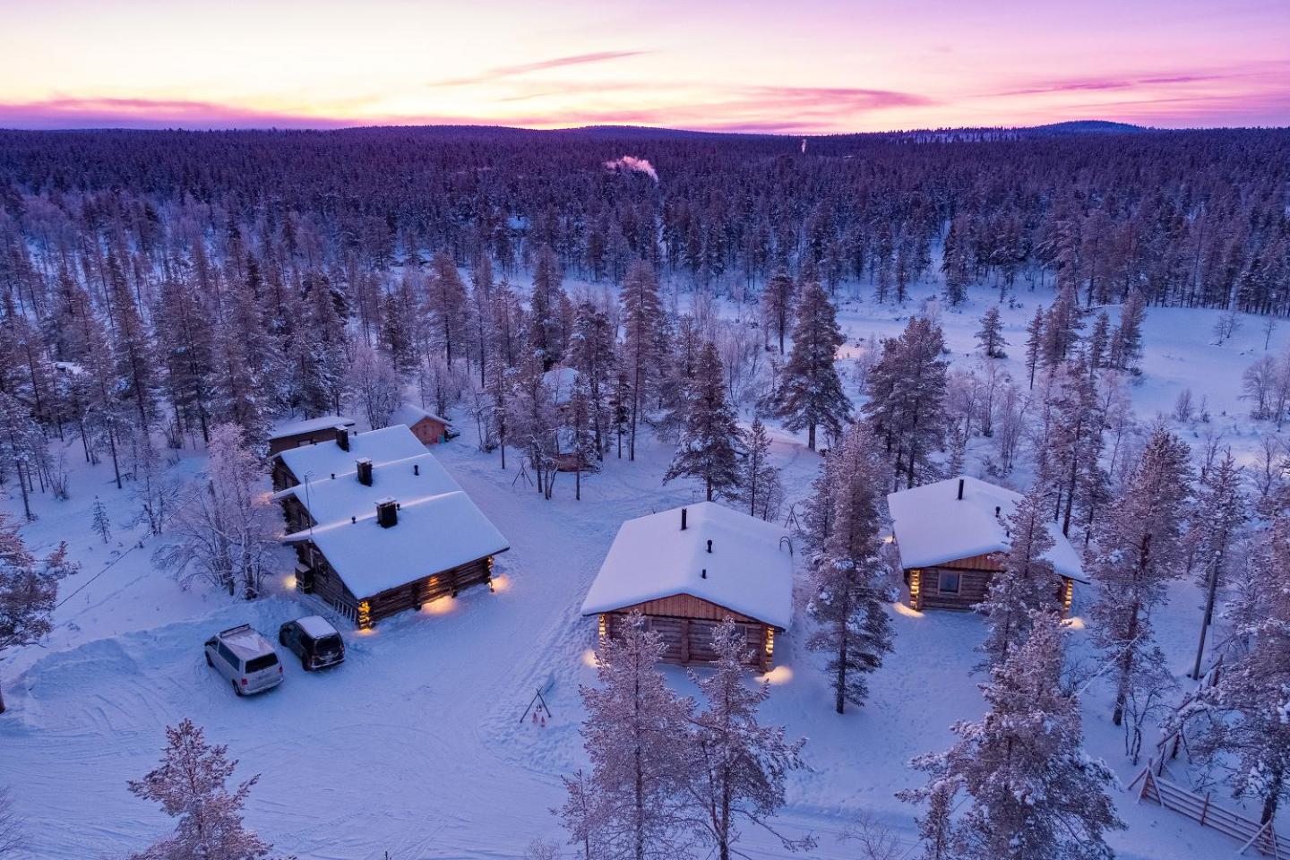 Polar Aurora Cabins 3