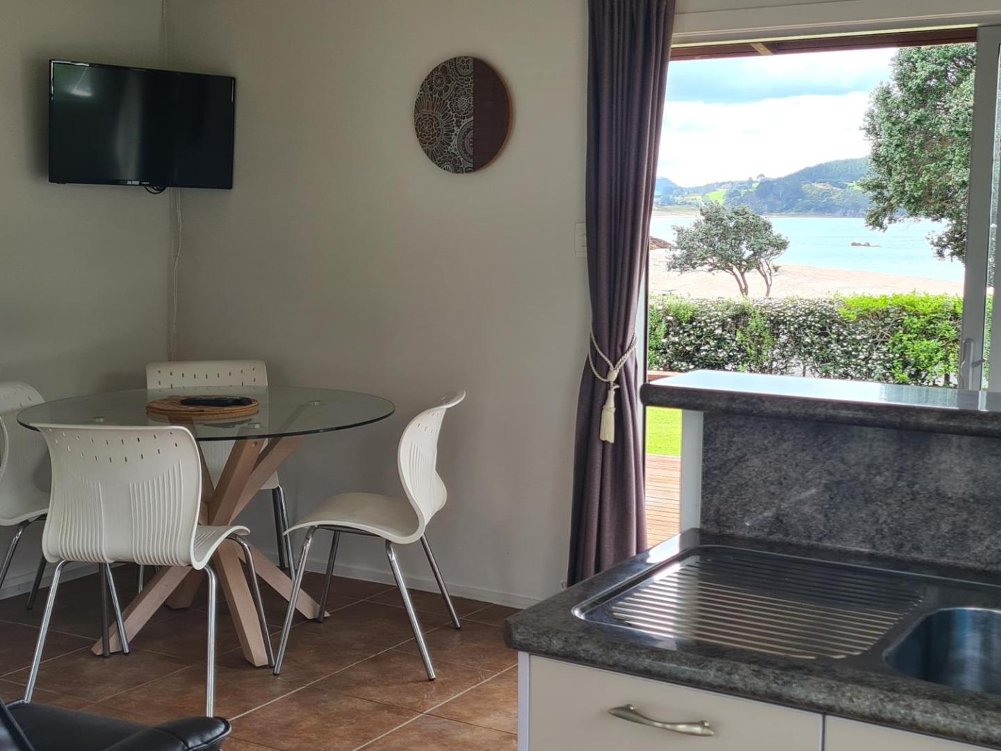 Hot Water Beach Cottage 3