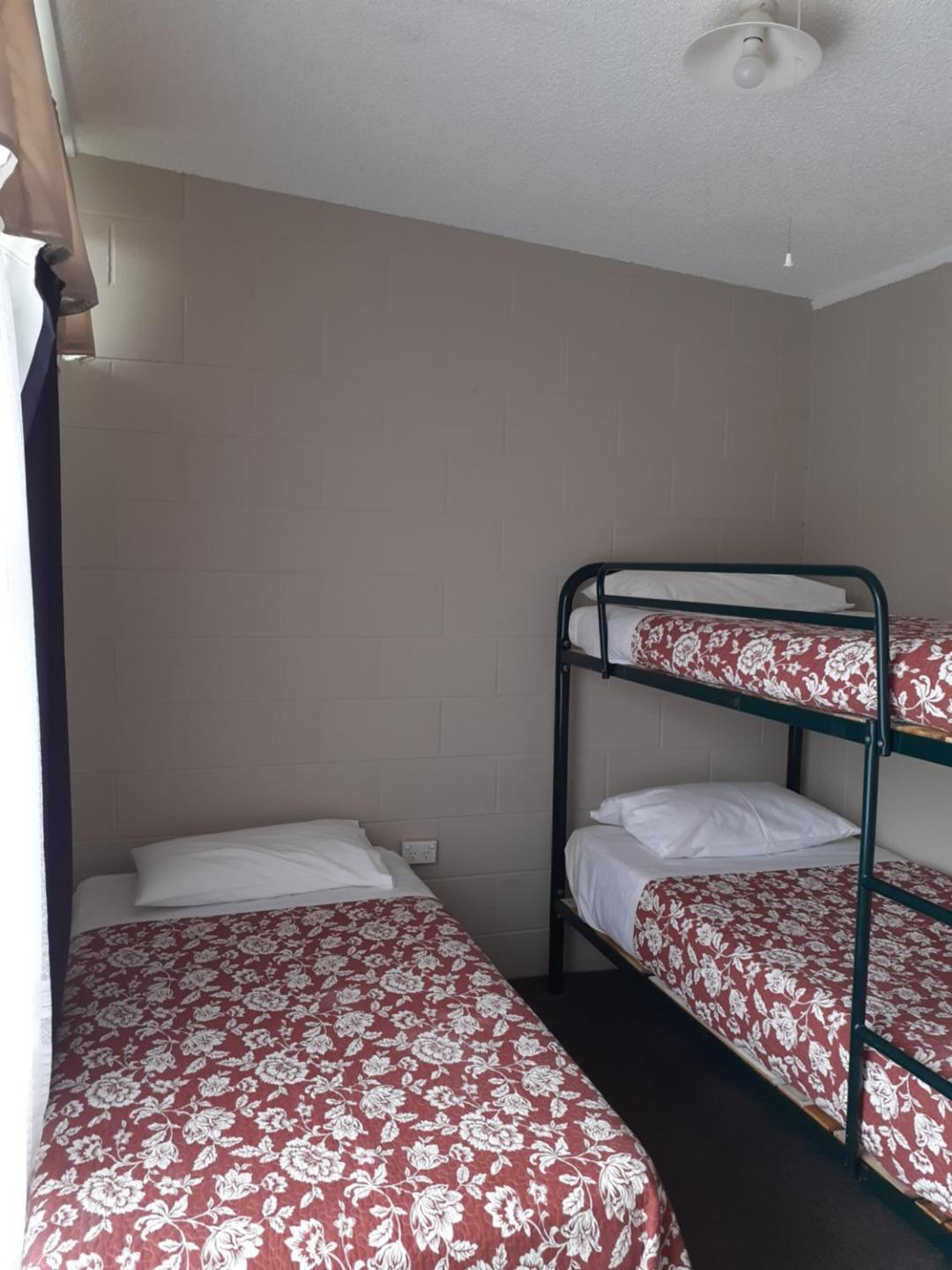 Paeroa Rail Trail Motel 4